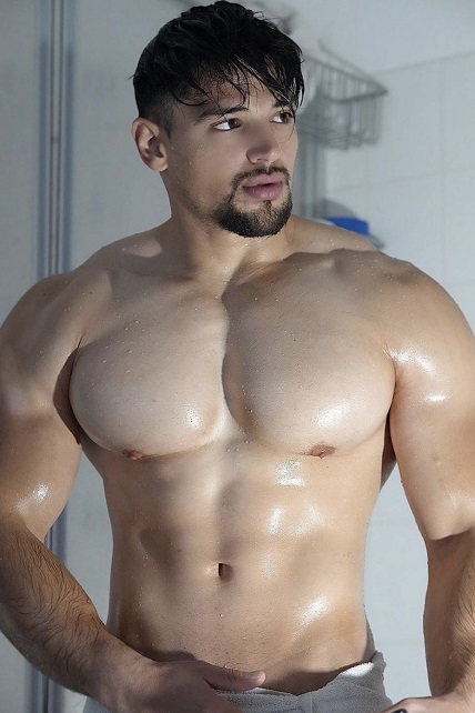 Jamar-Pusch-aka-King-Of-The-Pecs.jpg